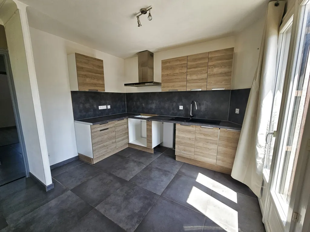 Cucina - House with Terrace in Aimargues