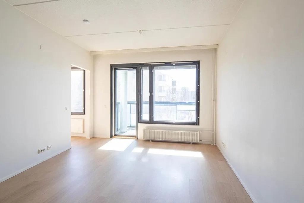 Rooms - Apartment with Balcony in Korso, Vantaa