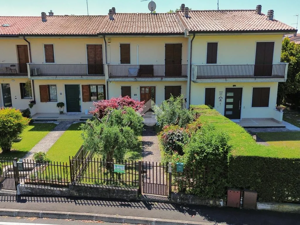 Õhuvaade - Terraced Villa with Private Garden in Sona