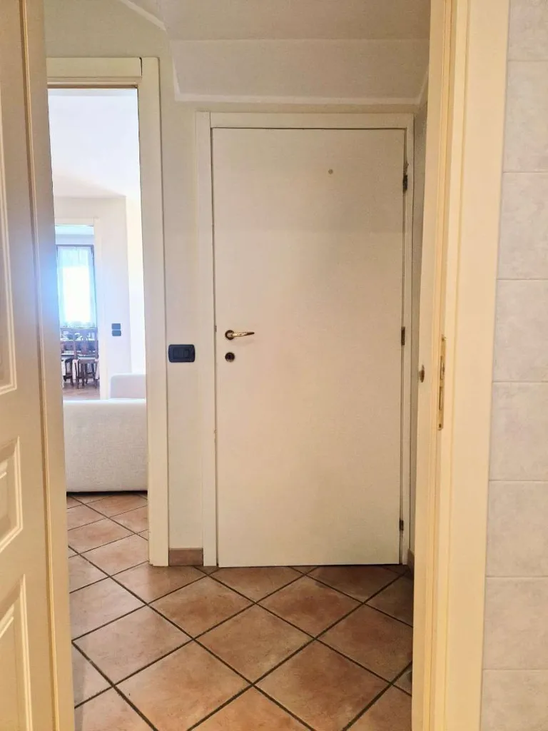 Ingresso - Corner Semi-Detached Villa with Garden in Rubiera