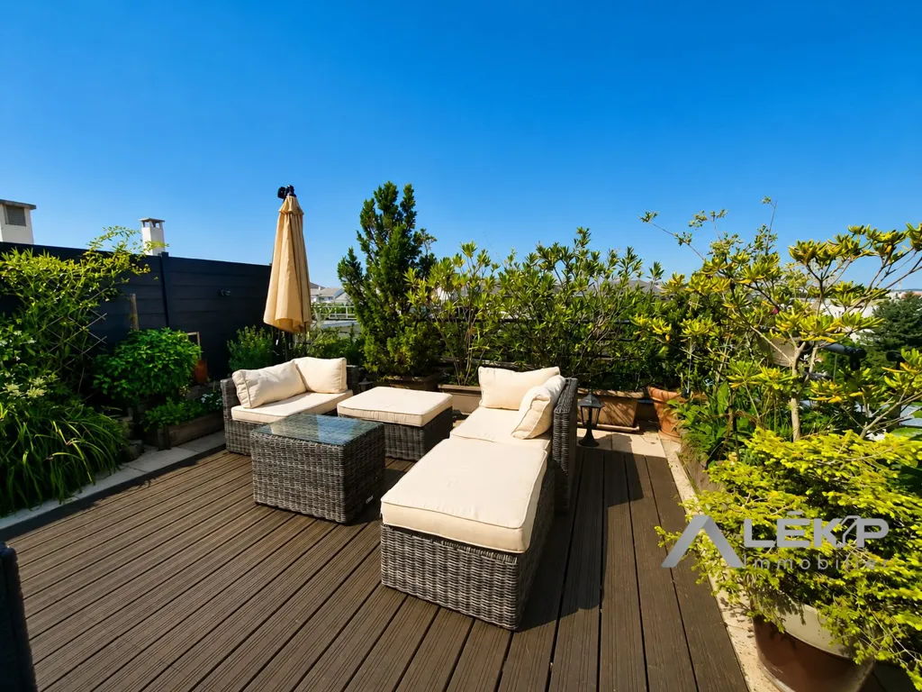 Terrasse - Penthouse avec terrasse à Créteil