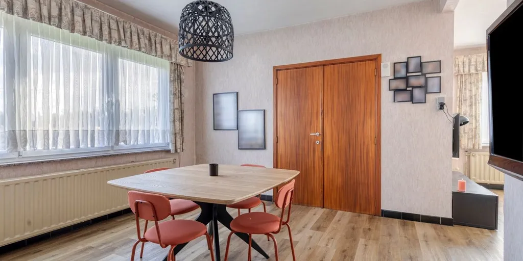 Sala da pranzo - Open Plan House with Garden in Eppegem