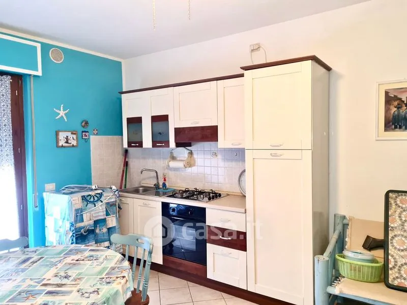 Cucina - Bright 2-Bedroom Apartment with Balcony in Pineto