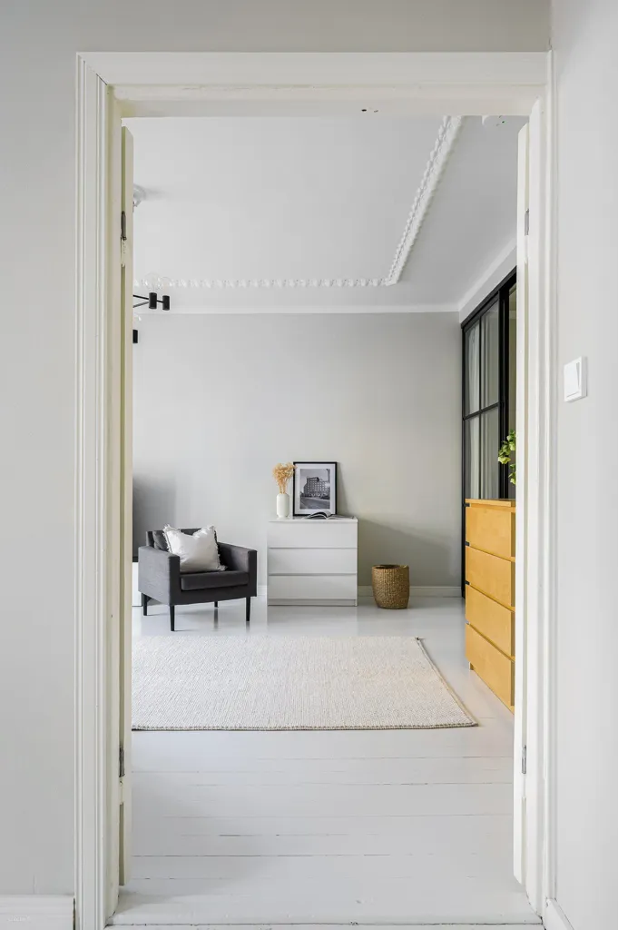 Séjour - Bright Apartment with High Ceilings in Etu-Töölö