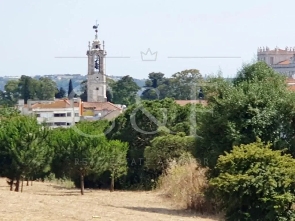 Rustic Land with Urban Potential in Ajuda, Lisbon