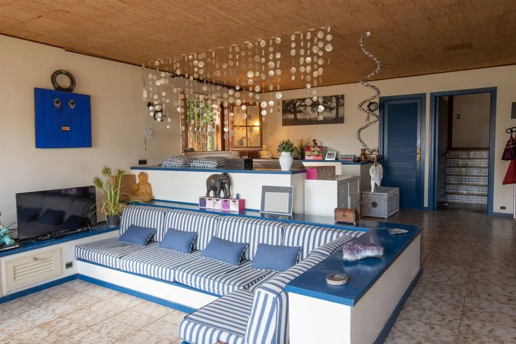 Living Room - Mediterranean House with Sea Views in Begur