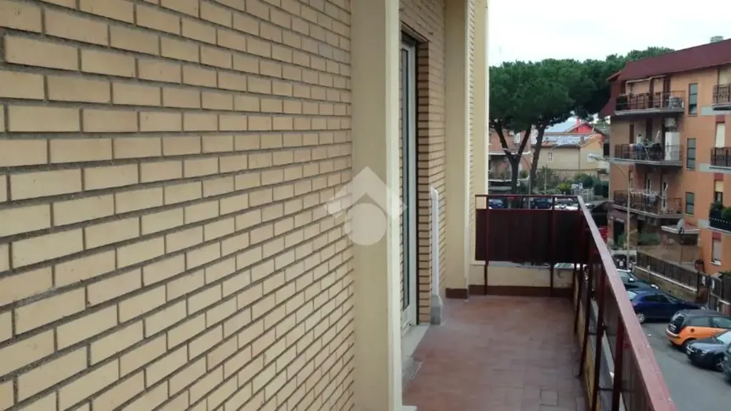 Rõdu - Apartment with Balcony in Ladispoli