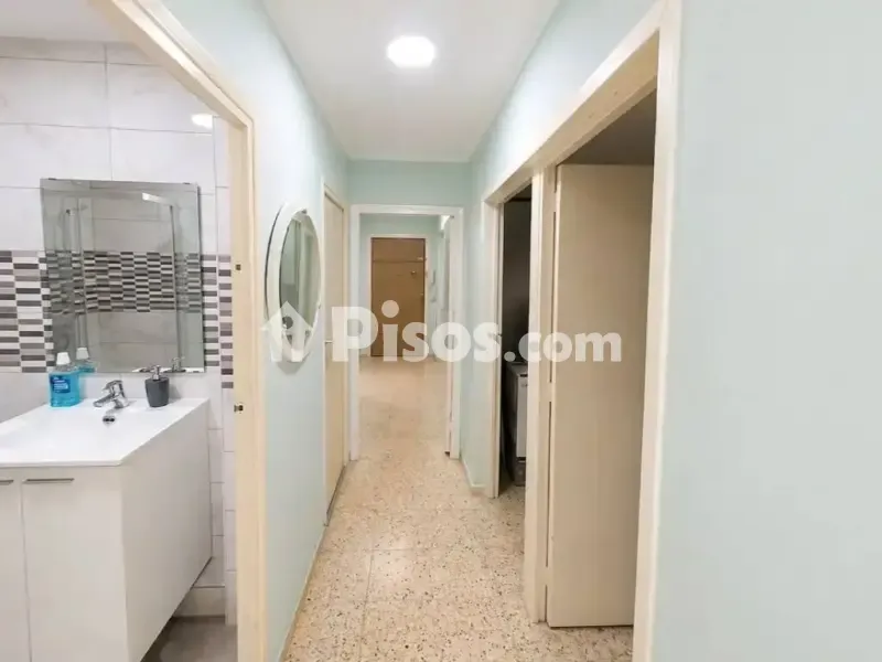 Salles de bain - Apartment with Balcony in L'Espirall