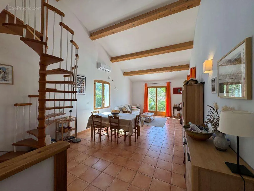4-room house in Campagnan