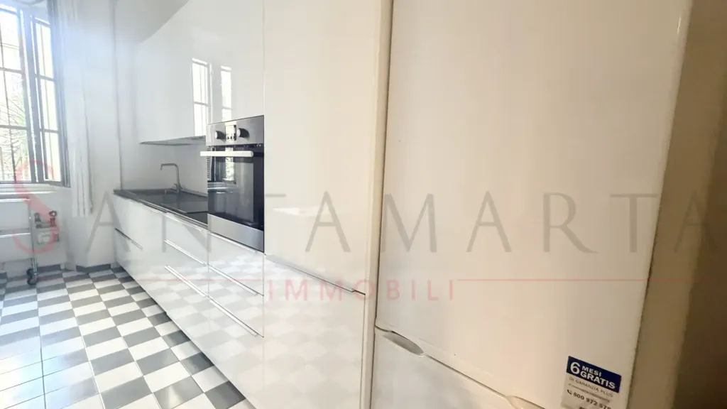 Köök - Rented Triplex with Parquet Floors in Milan