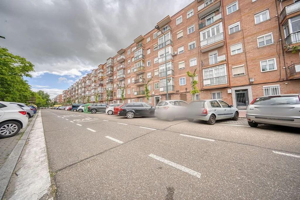 Välivaade - Furnished Flat with Garden View in Rondilla