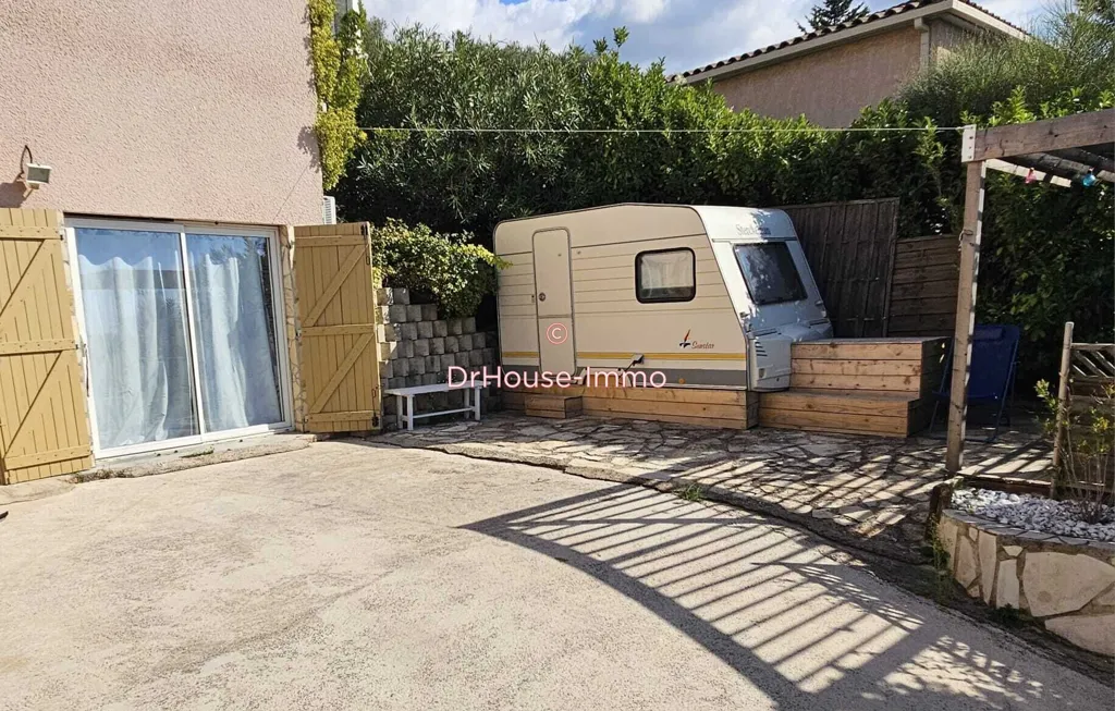 Terrasse - Maison avec Piscine et Vue à Marseille-13e