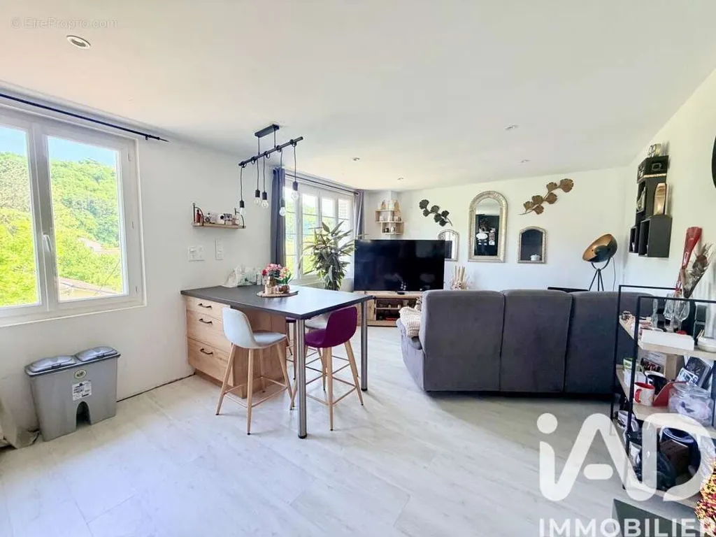 Séjour - Maison 4 pièces à Perigueux