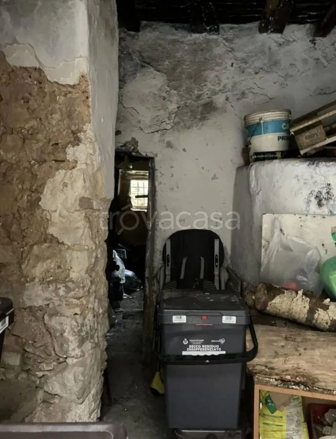 Utility Room - Two-Level Apartment with Fireplace in Lenola