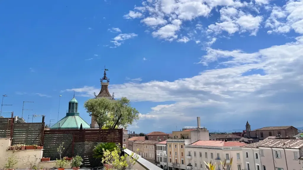 Terrass - Rustic-Style Apartment with Balcony in Rimini