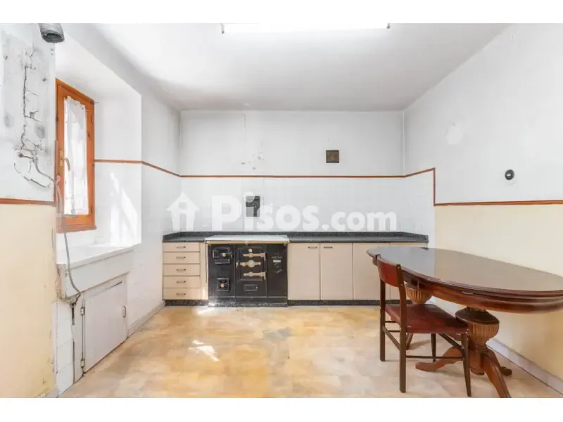 Cuisine - Rustic House with Panoramic Views in Quintanilla de Babia