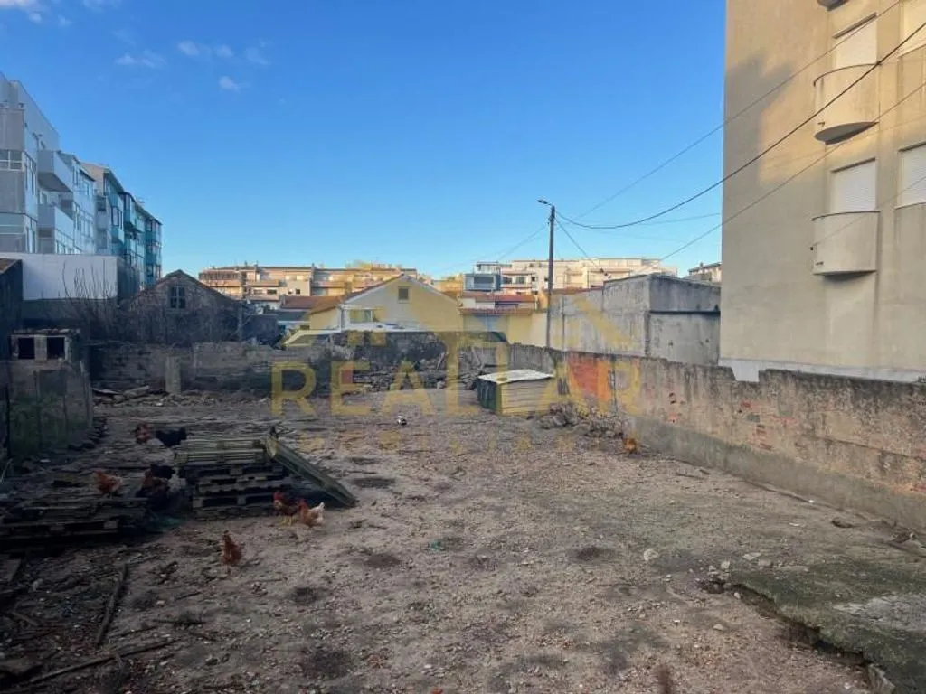 Aed - Building Plot Near Beach in Póvoa de Varzim