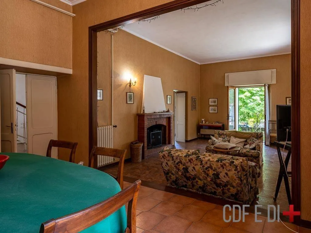 Salle à manger - Historic Villa with Enclosed Garden in Greccio