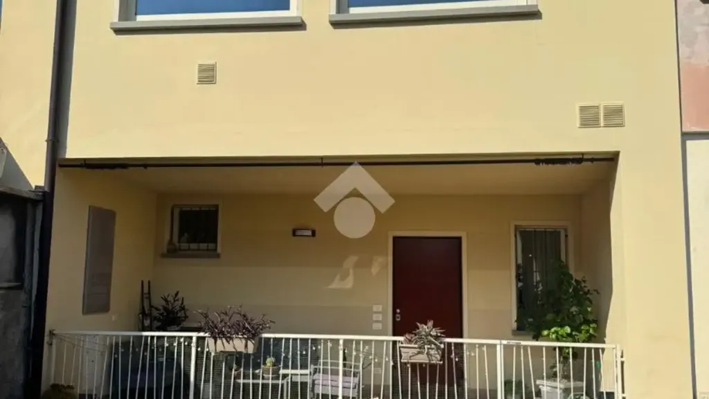 Aed - Independent House with Private Terrace in Cologne