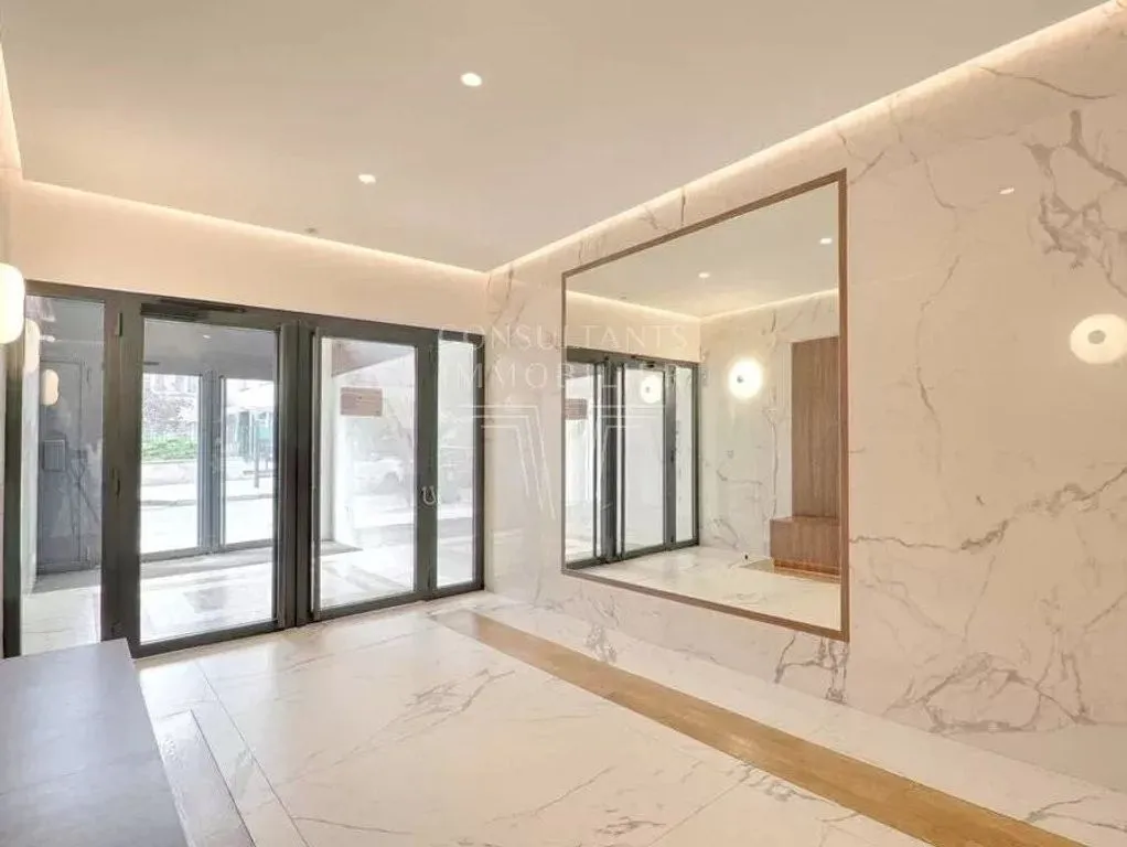 Ingresso - Luxury Flat with South Terrace in Paris