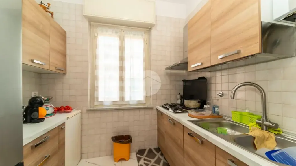 Köök - Rustic-Style Flat with Balcony in Torino