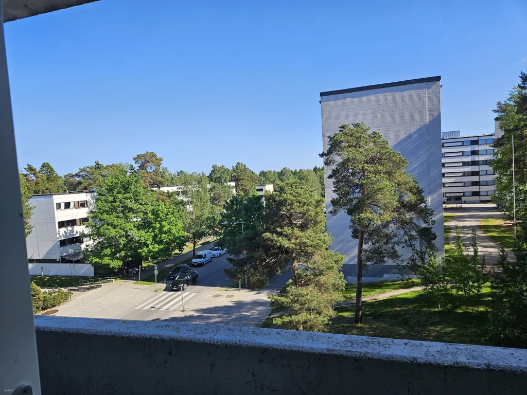 Rõdu - Bright Studio Flat with Balcony in Espoo