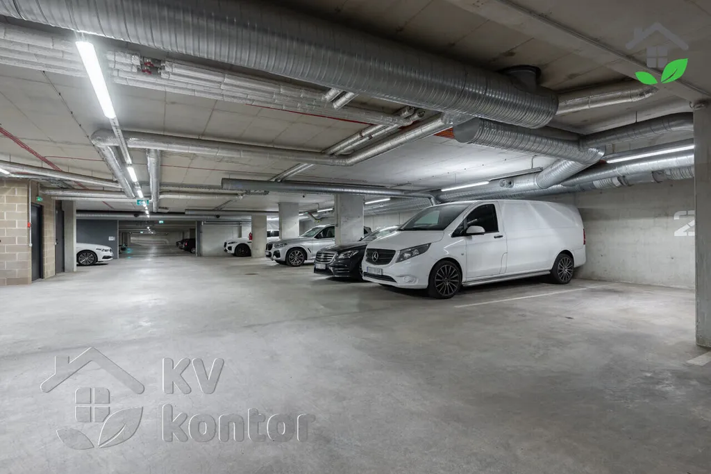 Garage - Design Apartment with Terrace in Tallinn Centre