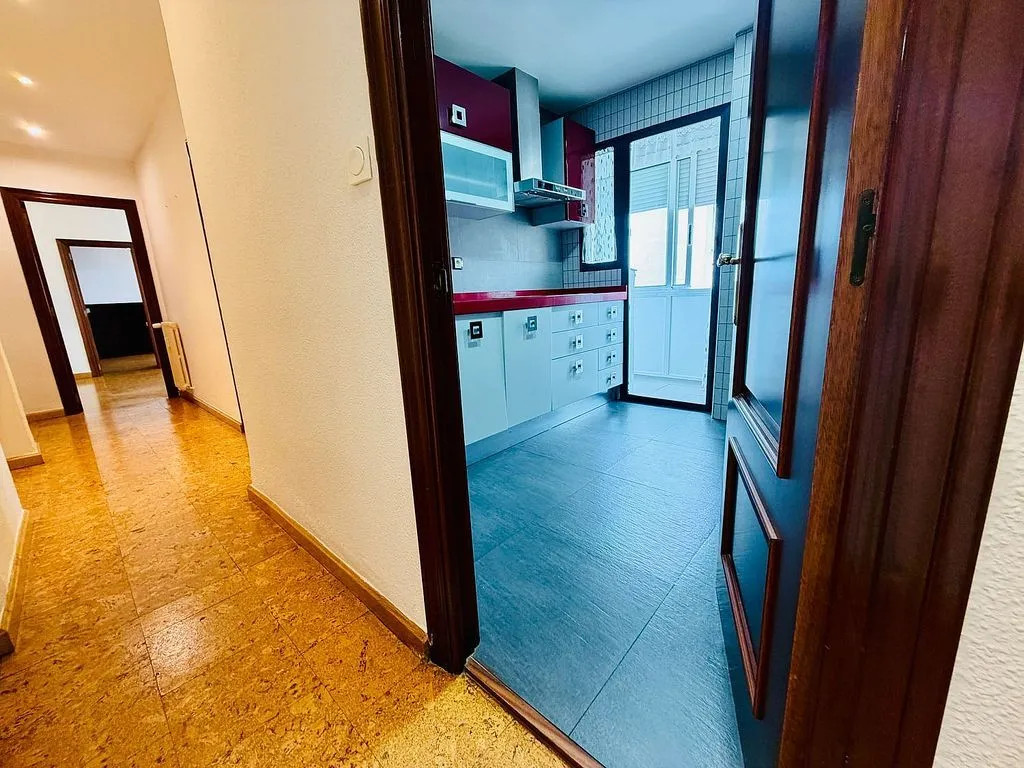 Esik - Bright Apartment with Patio in Valladolid