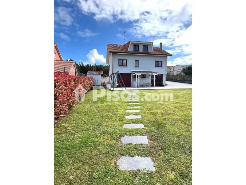 Garden - Ready-to-Move Chalet with Garden in Sada