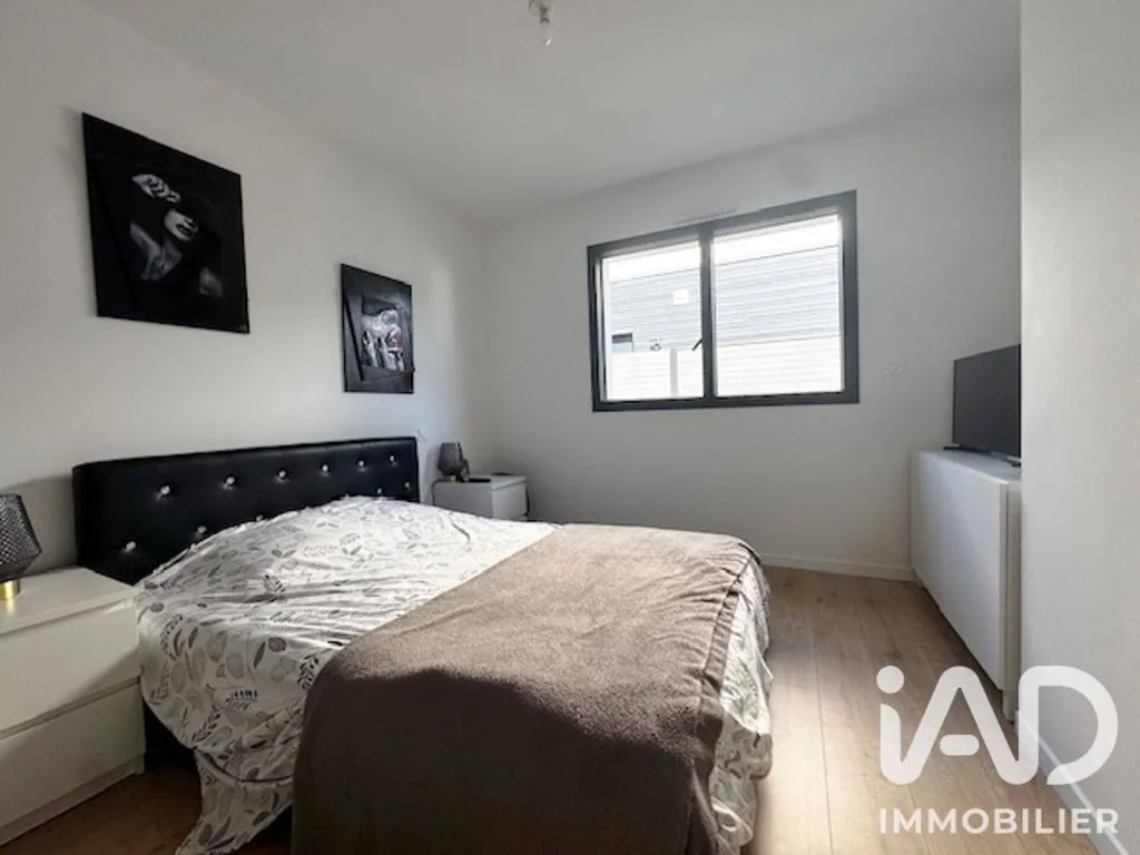 Bedrooms - Contemporary Villa with Pool in Batz-sur-Mer