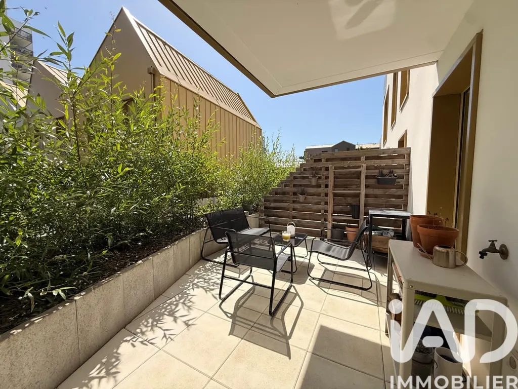 Terrace - Modern Flat with South Terrace in Rennes