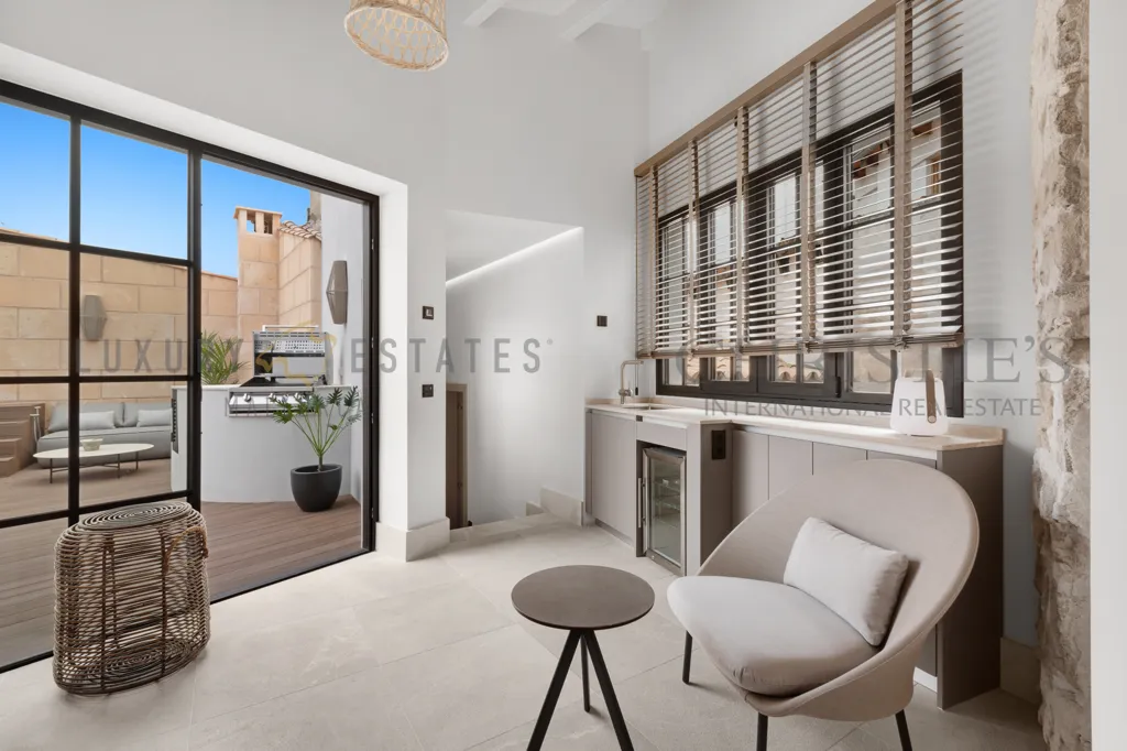 Terrasse - Townhouse with Rooftop Pool in Palma