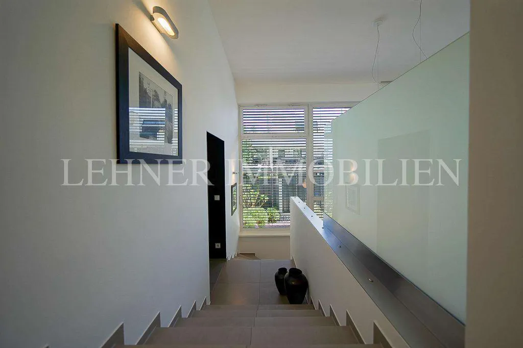 Toad - Loft-Style Terraced House with Garden in Graz
