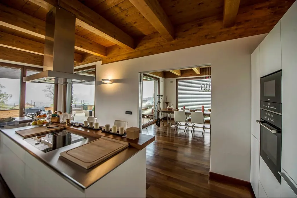 Cuisine - Modern Villa with Pool and Spa near Parma