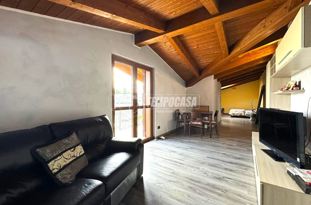 Elutuba - Modern Villa with Garden in Druento