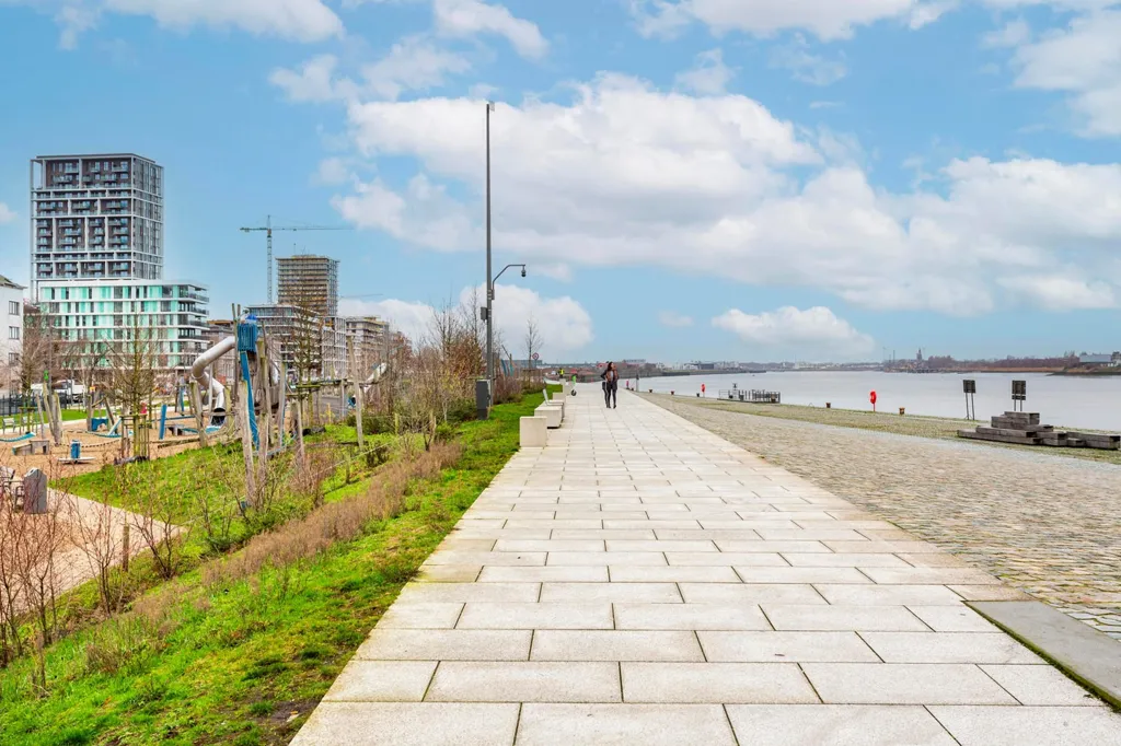 Luxury Duplex with Park View in Antwerp