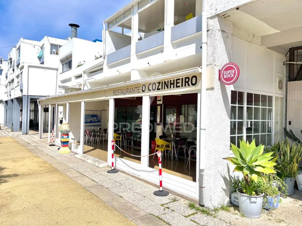 Välivaade - Iconic Restaurant with Outdoor Space in Sines