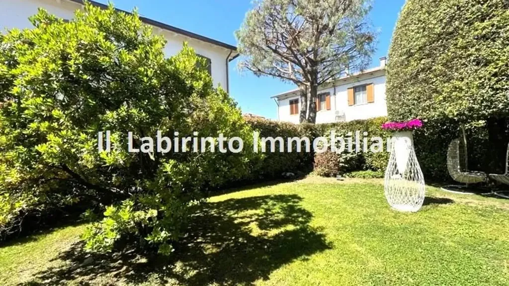 Jardin - Modern Villa with Private Garden in Monte, Faenza
