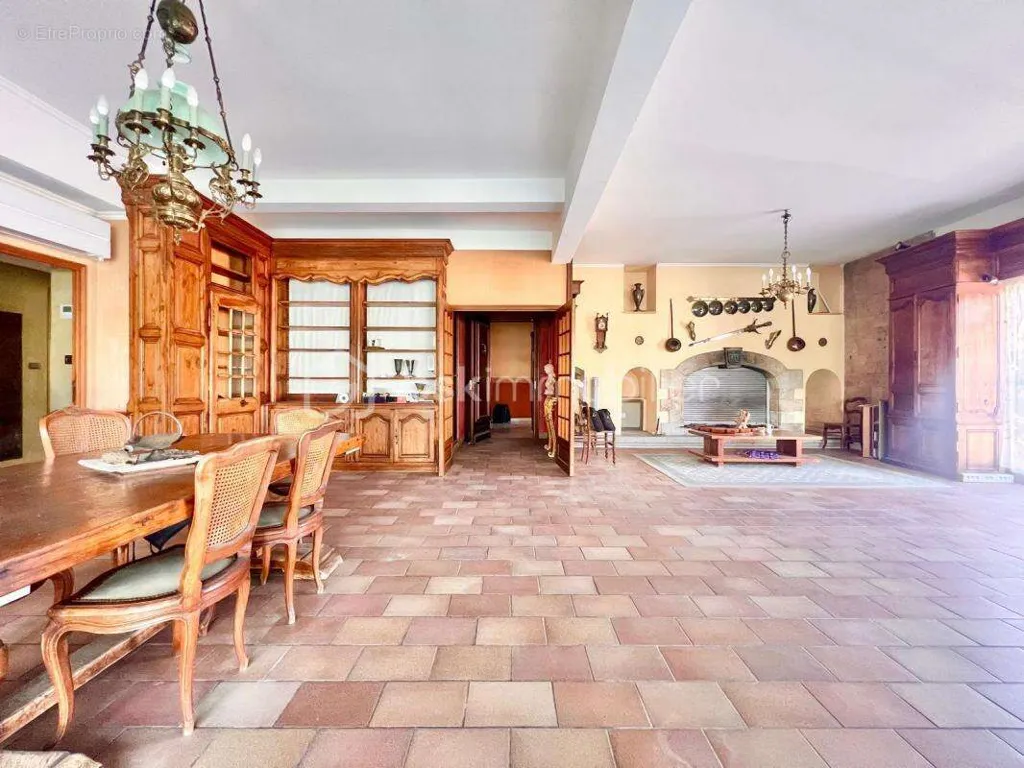 Söögituba - Spacious Apartment with Rooftop Terrace in Béziers