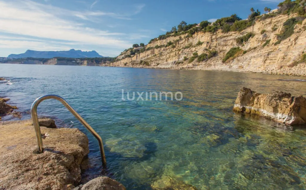 Ibiza Style Villa with Pool in Moraira