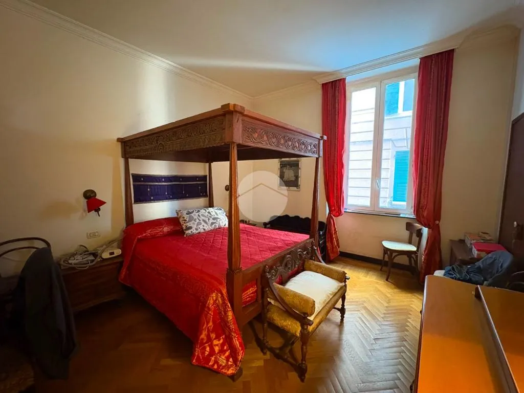 Bedrooms - Spacious 6-Room Apartment in Genoa