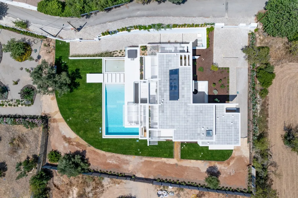 Aerial - Contemporary T5 with Pool in Loulé