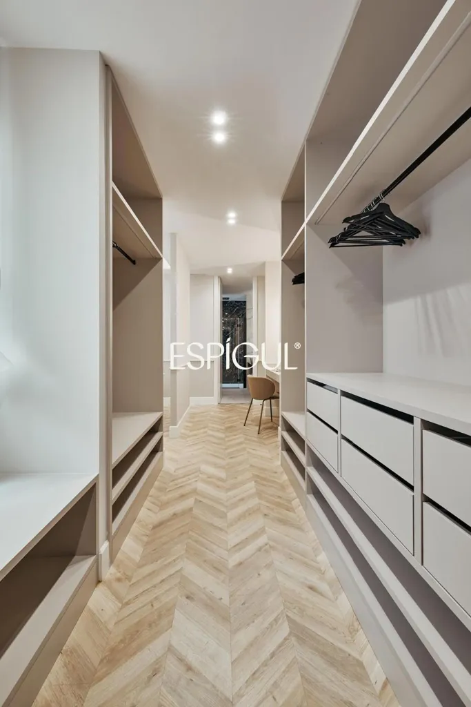 closet_dressing