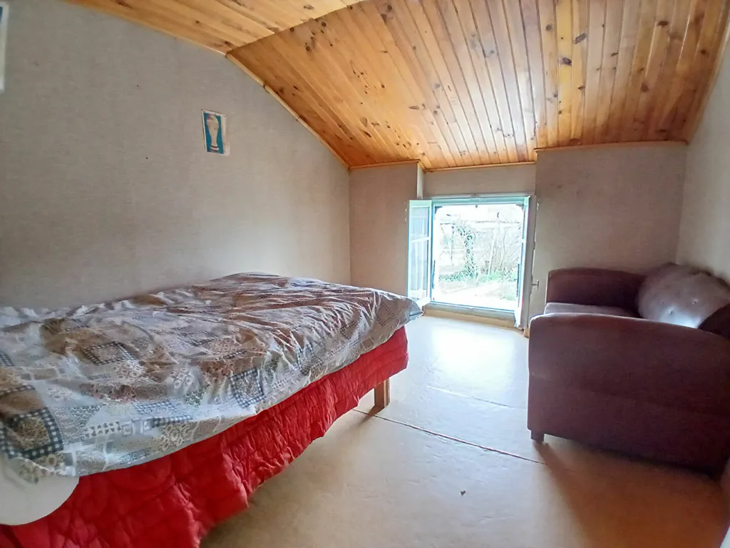 Bedrooms - Bourg House with Garden in Couffe