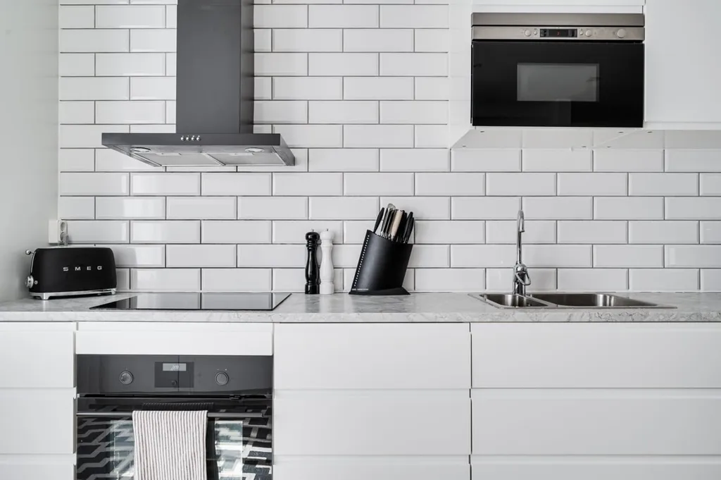Köök - Modern Flat with Social Spaces near Nature in Stockholm
