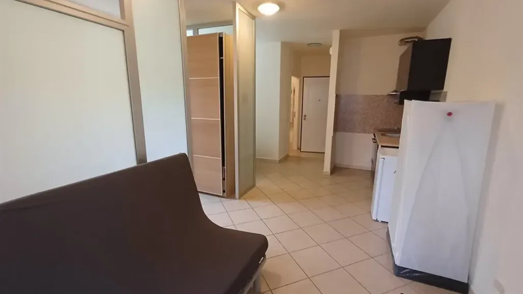 Cuisine - Student Apartment with Balcony in Florence