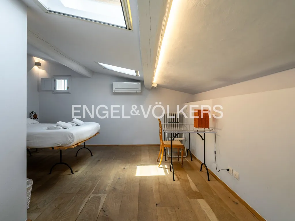 Chambres - Renovated Apartment with Rooftop Views in Florence