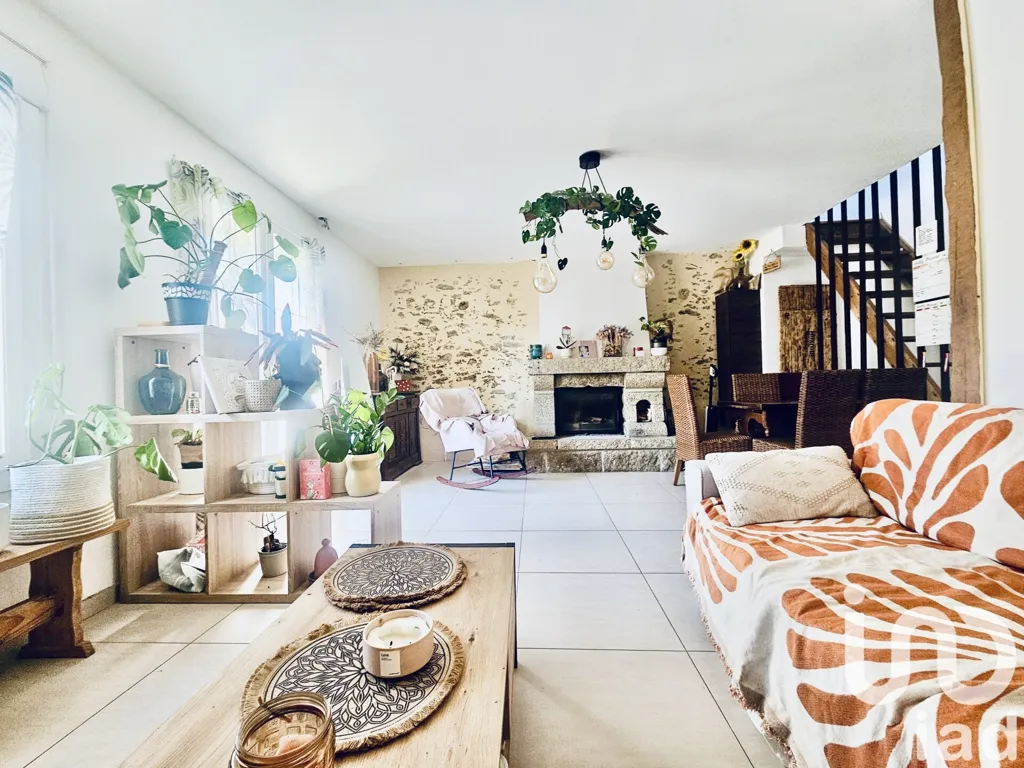 Living Room - Charming House with Courtyard in Missillac