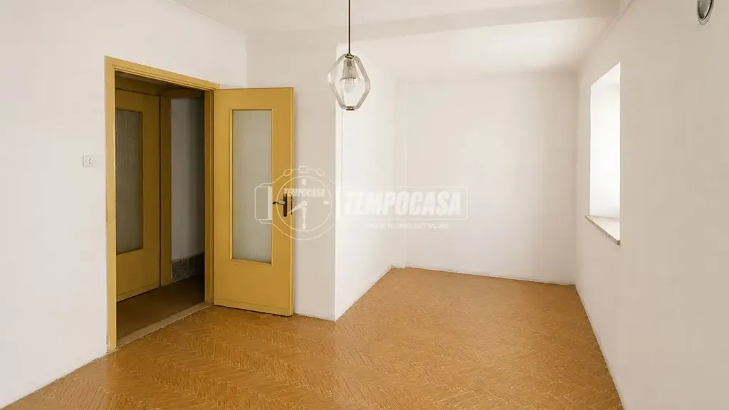 Pièces - Terraced House with Garden in Vesignano