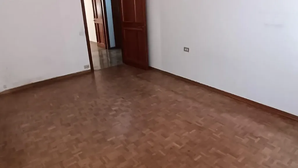 Rooms - 5-Room Apartment with Terraces in Empoli